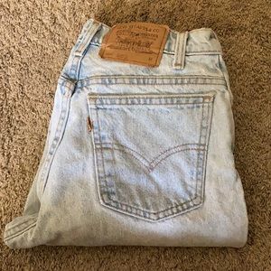 Vintage Levi’s; high waisted mom jean style